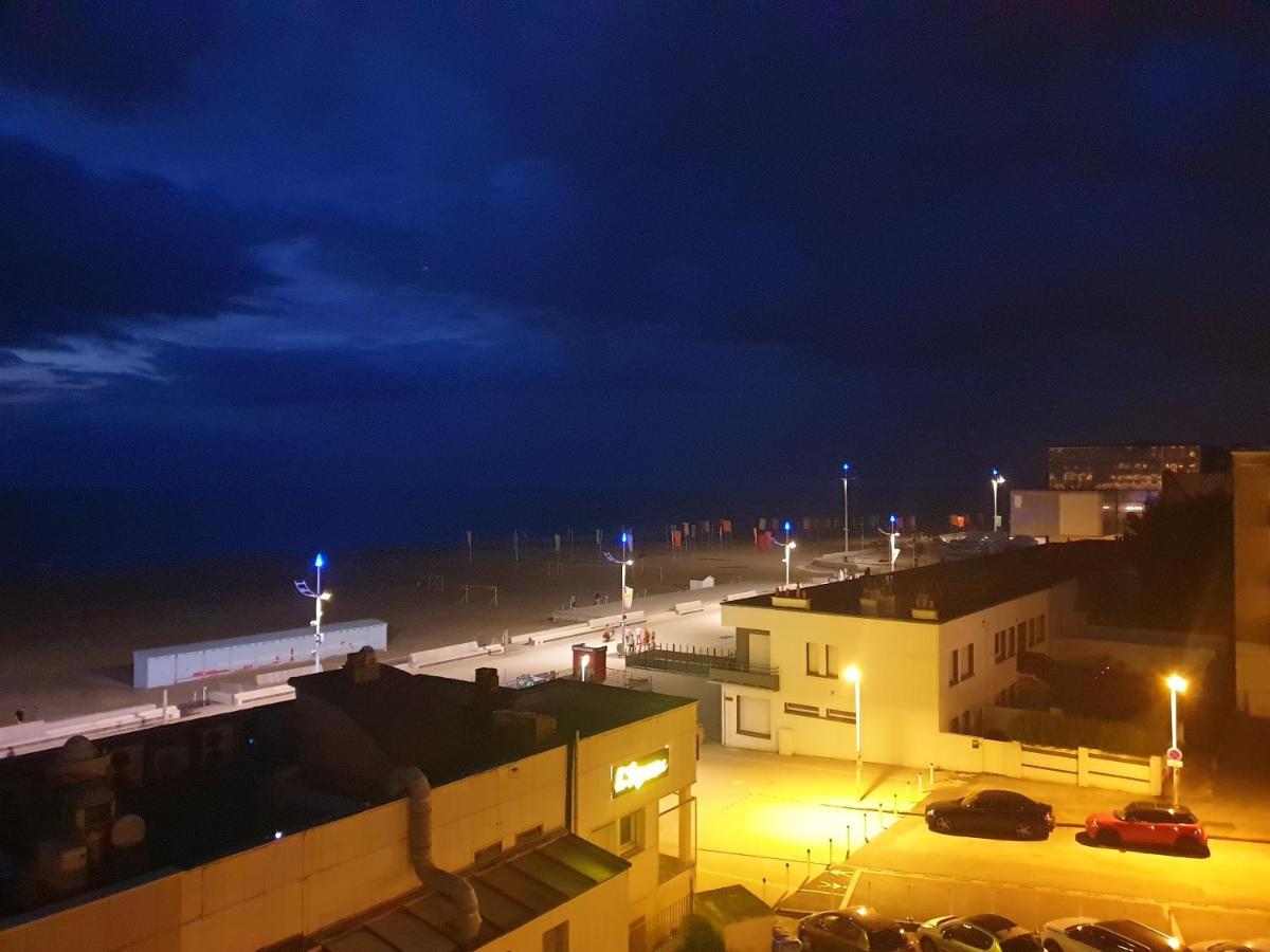 Studio Vue Mer Au Coeur De Malo Les Bains Pieds Dans L Eau Dunkirk Eksteriør bilde