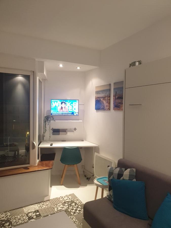 Studio Vue Mer Au Coeur De Malo Les Bains Pieds Dans L Eau Dunkirk Eksteriør bilde